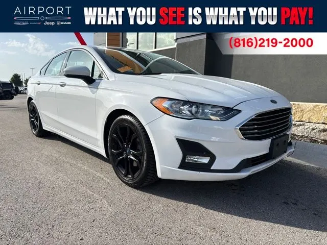 White 2020 Ford Fusion SE for sale in Platte City, MO