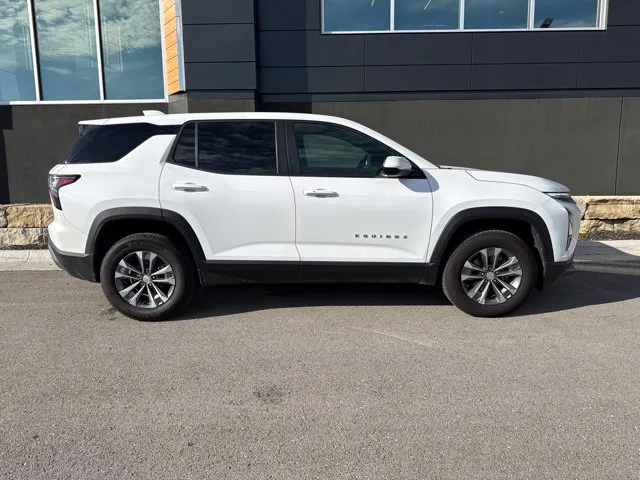 Used 2026 Chevrolet Equinox LT with VIN 3GNAXPEG2TL328307 for sale in Kansas City