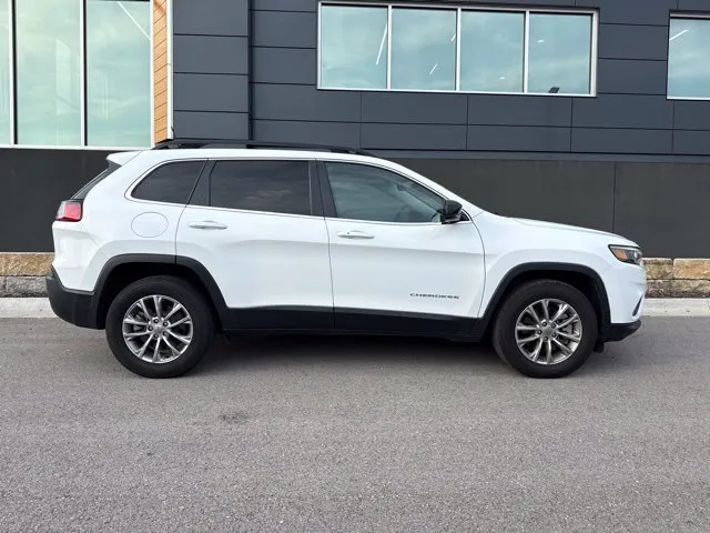 Used 2022 Jeep Cherokee Latitude Lux with VIN 1C4PJMMN8ND506295 for sale in Kansas City