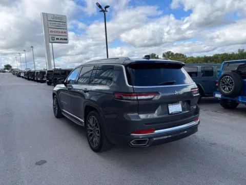 More photos of 2023 Jeep Grand Cherokee L Summit at Airport Chrysler Dodge Jeep Ram, MO