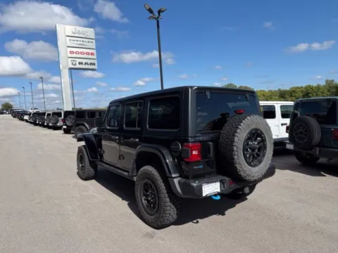 More photos of 2023 Jeep Wrangler Rubicon 20th Anniversary Edition 4xe at Airport Chrysler Dodge Jeep Ram, MO