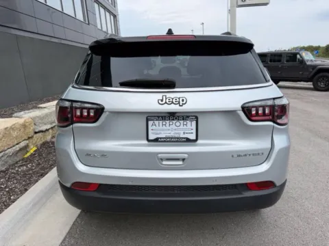 More photos of 2024 Jeep Compass Limited at Airport Chrysler Dodge Jeep Ram, MO