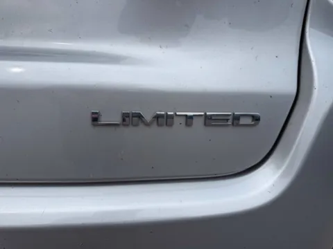 More photos of 2024 Jeep Compass Limited at Airport Chrysler Dodge Jeep Ram, MO