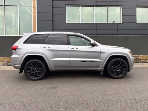 Photos of 2018 Jeep Grand Cherokee Altitude for sale in Platte City, MO at Airport Chrysler Dodge Jeep Ram