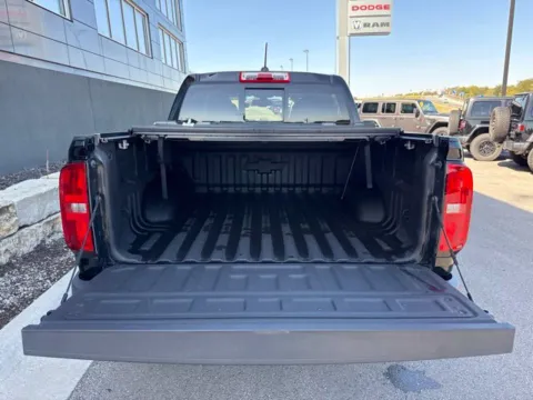 More photos of 2019 Chevrolet Colorado Z71 at Airport Chrysler Dodge Jeep Ram, MO