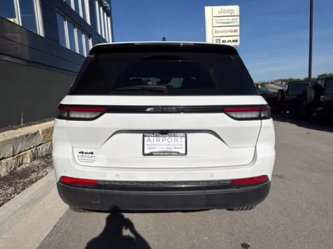 More photos of 2025 Jeep Grand Cherokee Altitude X at Airport Chrysler Dodge Jeep Ram, MO