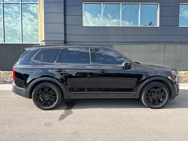 Used 2022 Kia Telluride EX with VIN 5XYP3DHC9NG260040 for sale in Kansas City