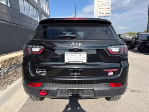More photos of 2025 Jeep Compass Trailhawk at Airport Chrysler Dodge Jeep Ram, MO
