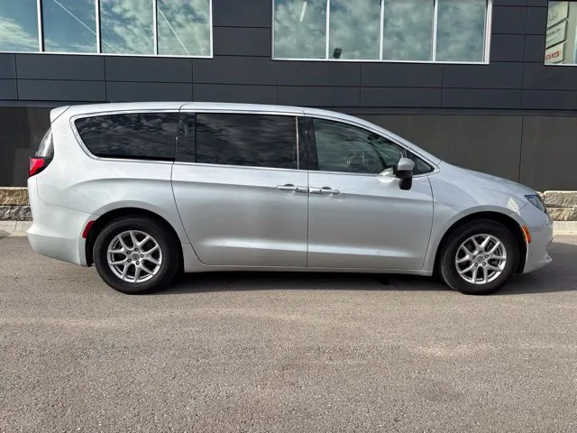 Used 2022 Chrysler Voyager LX with VIN 2C4RC1CG0NR215727 for sale in Kansas City
