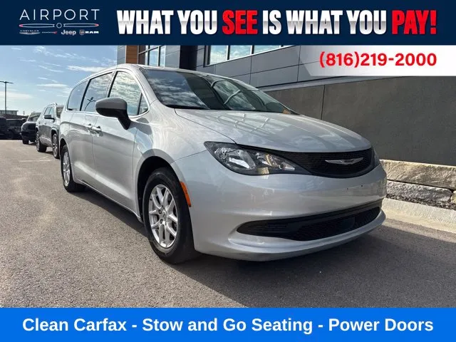 2022 Chrysler Voyager LX
