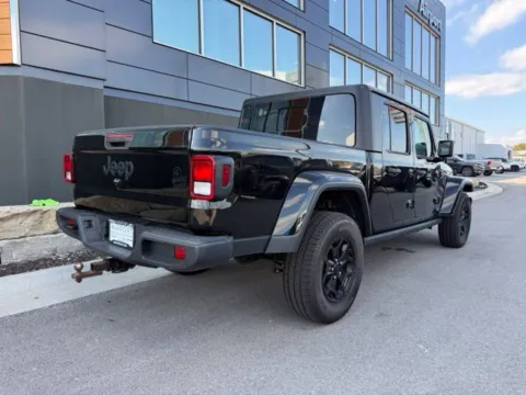 Another view of 2022 Jeep Gladiator Willys for sale in Platte City, MO at Airport Chrysler Dodge Jeep Ram