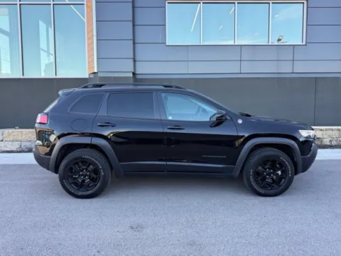Photos of 2022 Jeep Cherokee Trailhawk for sale in Platte City, MO at Airport Chrysler Dodge Jeep Ram