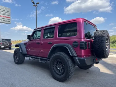 More photos of 2021 Jeep Wrangler Unlimited Rubicon at Airport Chrysler Dodge Jeep Ram, MO
