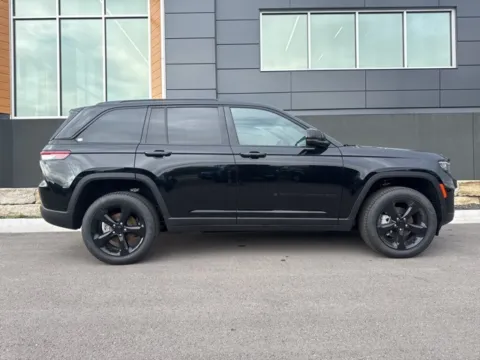 Photos of 2025 Jeep Grand Cherokee Limited for sale in Platte City, MO at Airport Chrysler Dodge Jeep Ram