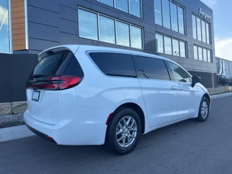 Another view of 2026 Chrysler Pacifica Select for sale in Platte City, MO at Airport Chrysler Dodge Jeep Ram