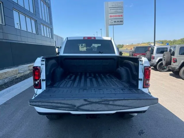 2026 RAM 2500 Big Horn - Photo 16