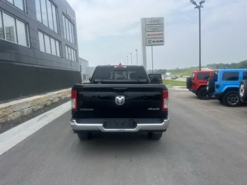 More photos of 2022 Ram 1500 Big Horn/Lone Star at Airport Chrysler Dodge Jeep Ram, MO