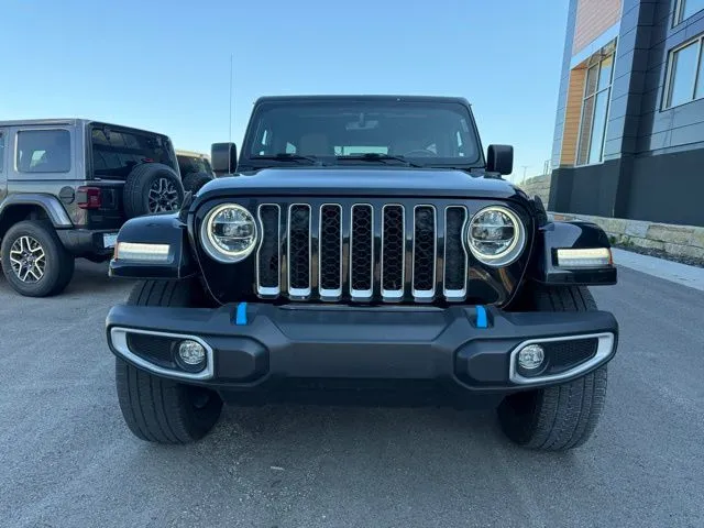 2022 Jeep Wrangler Unlimited Sahara 4XE - Photo 8