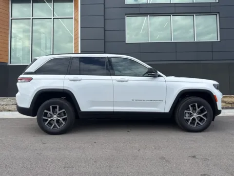 Photos of 2025 Jeep Grand Cherokee Limited for sale in Platte City, MO at Airport Chrysler Dodge Jeep Ram