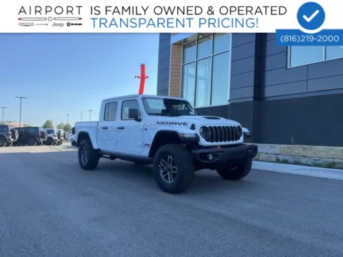 White 2025 Jeep Gladiator Mojave for sale in Platte City, MO