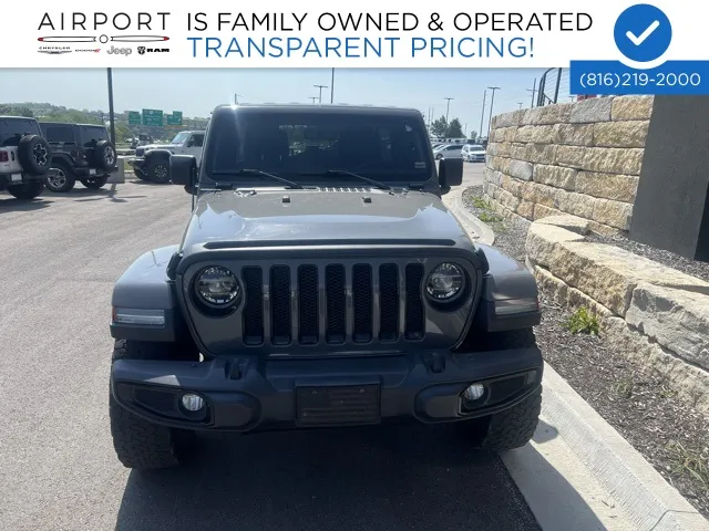 Used 2020 Jeep Wrangler Unlimited Sahara Altitude with VIN 1C4HJXEG7LW137873 for sale in Kansas City