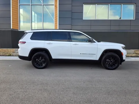 Another view of 2024 Jeep Grand Cherokee L Altitude X for sale in Platte City, MO at Airport Chrysler Dodge Jeep Ram