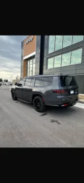 More photos of 2024 Jeep Wagoneer L Series II at Airport Chrysler Dodge Jeep Ram, MO