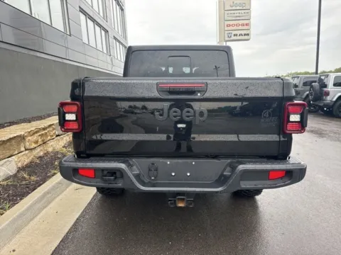 More photos of 2024 Jeep Gladiator Willys at Airport Chrysler Dodge Jeep Ram, MO