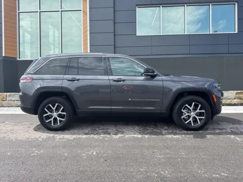 Photos of 2024 Jeep Grand Cherokee Limited for sale in Platte City, MO at Airport Chrysler Dodge Jeep Ram