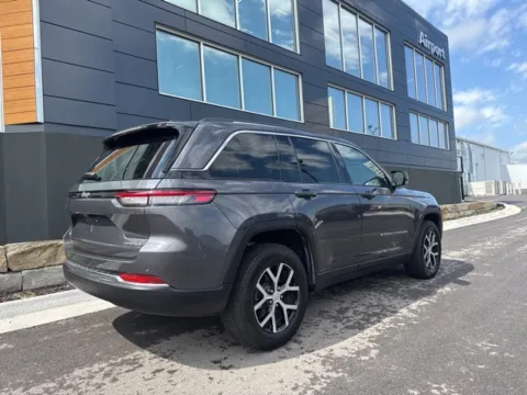 Another view of 2024 Jeep Grand Cherokee Limited for sale in Platte City, MO at Airport Chrysler Dodge Jeep Ram