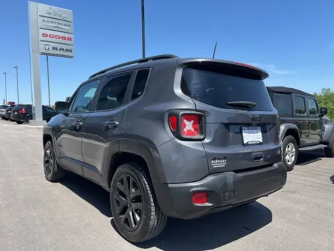 More photos of 2023 Jeep Renegade Altitude at Airport Chrysler Dodge Jeep Ram, MO