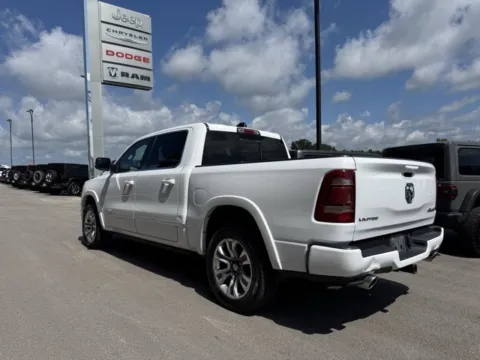 More photos of 2023 Ram 1500 Limited at Airport Chrysler Dodge Jeep Ram, MO