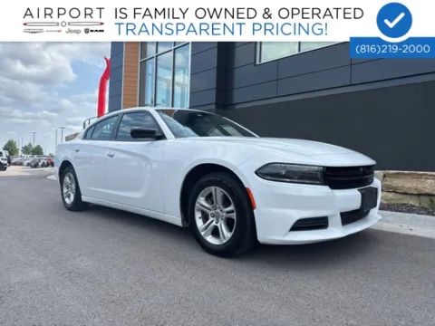 White 2023 Dodge Charger SXT for sale in Platte City, MO