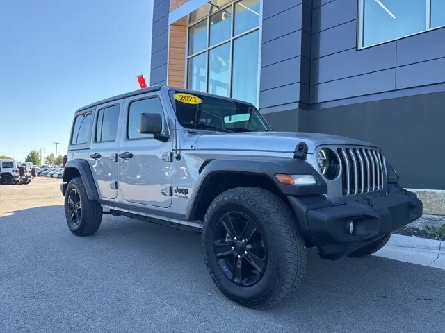 Used 2021 Jeep Wrangler Unlimited Altitude with VIN 1C4HJXDN9MW707275 for sale in Kansas City