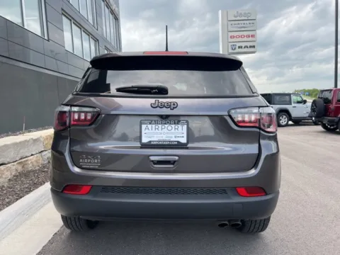 More photos of 2021 Jeep Compass 80th Special Edition at Airport Chrysler Dodge Jeep Ram, MO
