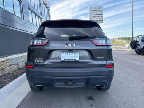 More photos of 2021 Jeep Cherokee Latitude Lux at Airport Chrysler Dodge Jeep Ram, MO