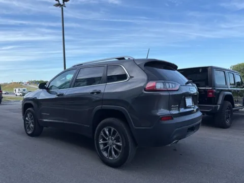 More photos of 2021 Jeep Cherokee Latitude Lux at Airport Chrysler Dodge Jeep Ram, MO