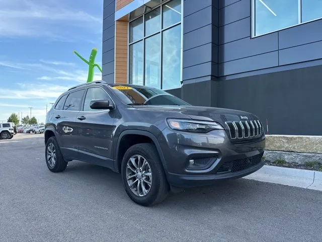 Used 2021 Jeep Cherokee Latitude Lux with VIN 1C4PJMMX4MD102393 for sale in Kansas City