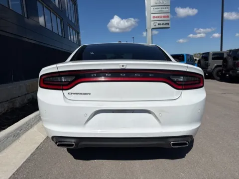 More photos of 2021 Dodge Charger SXT at Airport Chrysler Dodge Jeep Ram, MO