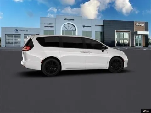 More photos of 2026 Chrysler Pacifica Select at Airport Chrysler Dodge Jeep Ram, MO