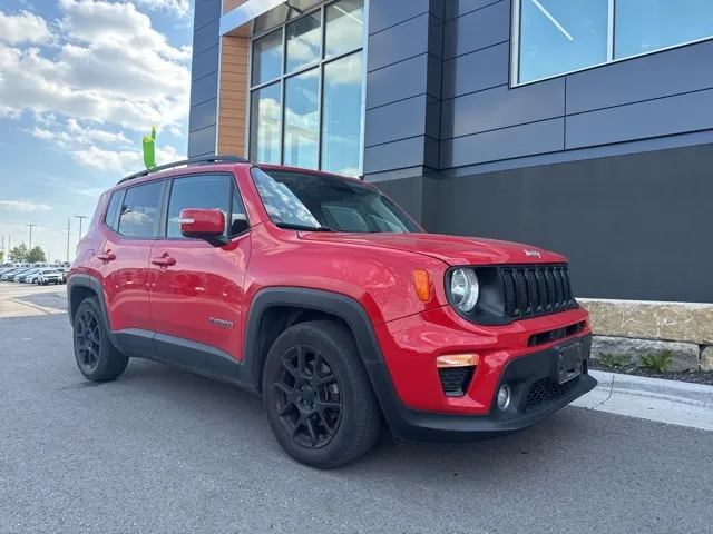 Used 2020 Jeep Renegade Altitude with VIN ZACNJABB3LPL77618 for sale in Kansas City