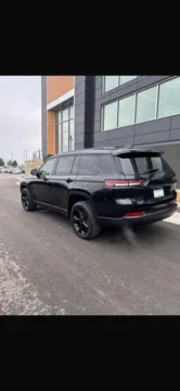 More photos of 2022 Jeep Grand Cherokee L Altitude at Airport Chrysler Dodge Jeep Ram, MO