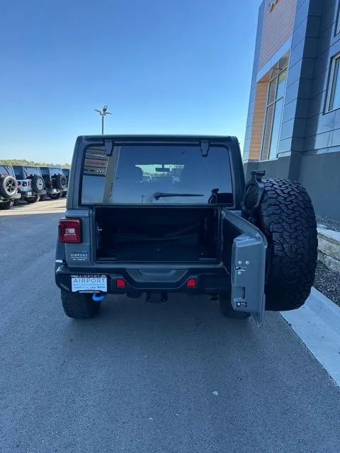 2022 Jeep Wrangler Unlimited Rubicon 4XE - Photo 11