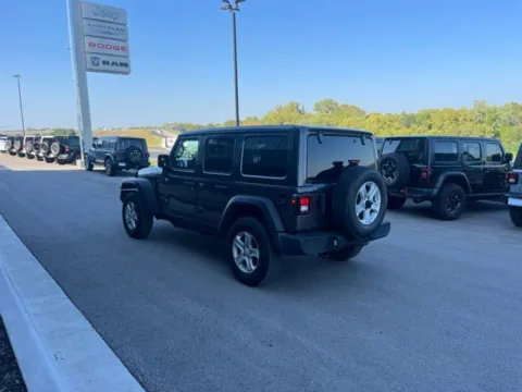 More photos of 2022 Jeep Wrangler Unlimited Sport S at Airport Chrysler Dodge Jeep Ram, MO
