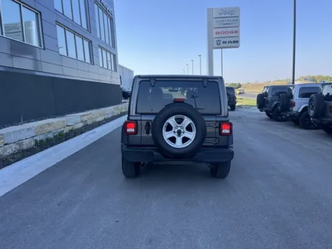 More photos of 2022 Jeep Wrangler Unlimited Sport S at Airport Chrysler Dodge Jeep Ram, MO