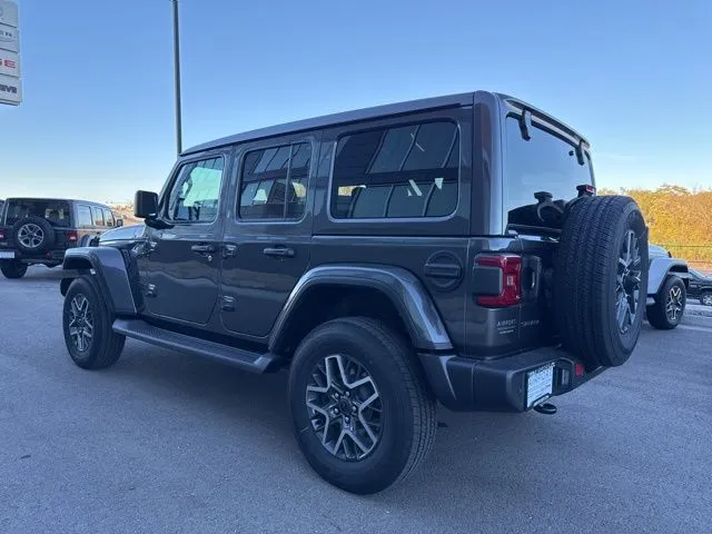2026 Jeep Wrangler 4-Door Sahara - Photo 6