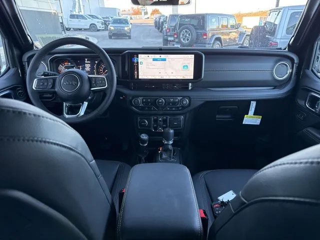 2026 Jeep Wrangler 4-Door Sahara - Photo 14