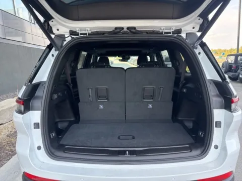 More photos of 2025 Jeep Grand Cherokee L Altitude X at Airport Chrysler Dodge Jeep Ram, MO