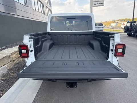 More photos of 2025 Jeep Gladiator Rubicon at Airport Chrysler Dodge Jeep Ram, MO