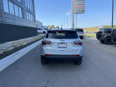 More photos of 2025 Jeep Compass Limited at Airport Chrysler Dodge Jeep Ram, MO
